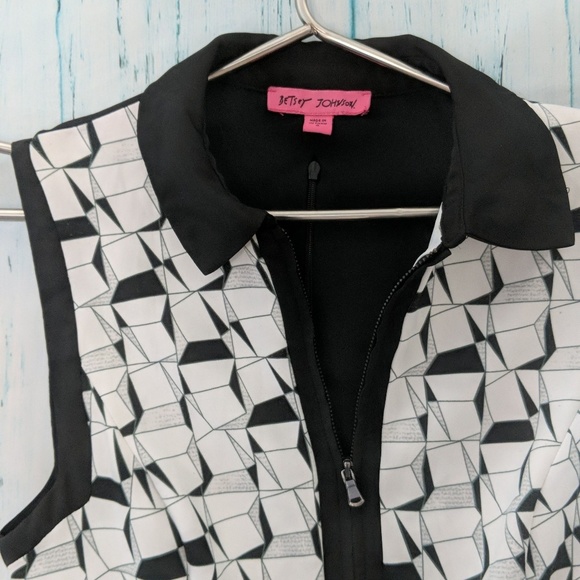 3/$29 Betsey Johnson Geometric Print Dress - Picture 3 of 8